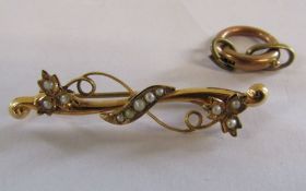9ct gold and seed pearl brooch and a 9ct gold clasp total length 3.7cm - total weight 2.6g