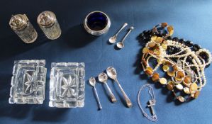 Silver salt with glass liner, silver salt & mustard spoons, 2 glass trencher salts, silver plated