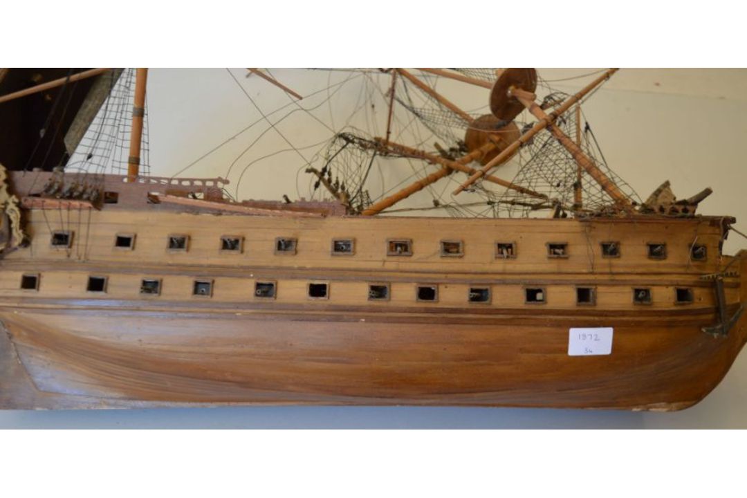 Model of a galleon for restoration L81cm - Image 2 of 5