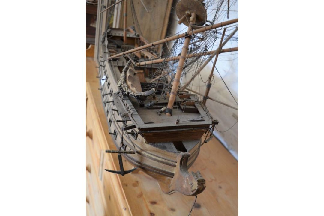 Model of a galleon for restoration L81cm - Image 5 of 5