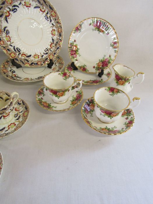 Small selection of Royal Albert Country Roses and a W&B part tea service - Image 4 of 5