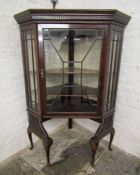 Mahogany corner display cabinet on cabriole legs Ht 154cm W 111cm D 75cm