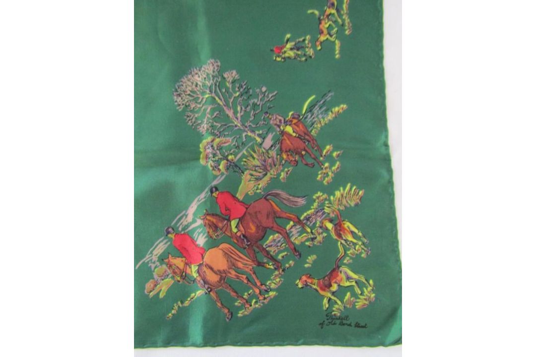 2 x Thirkell scarves with horse design - Image 4 of 5