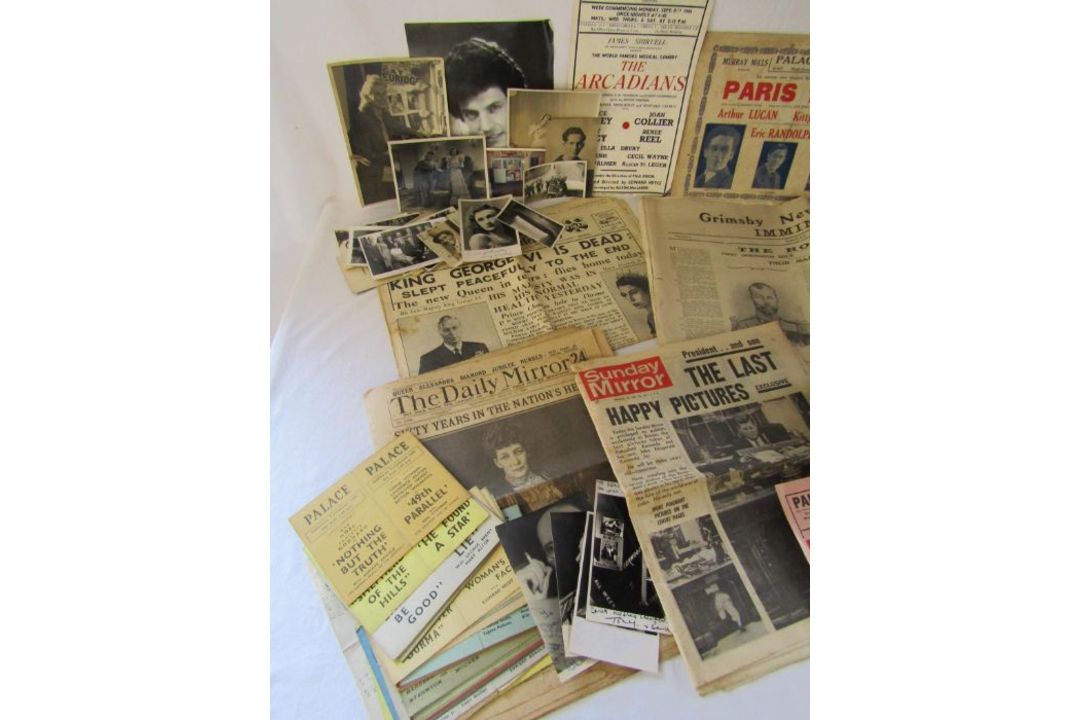 Collection of items relating to Grimsby Palace Theatre including programmes, also signed autographed - Image 2 of 13