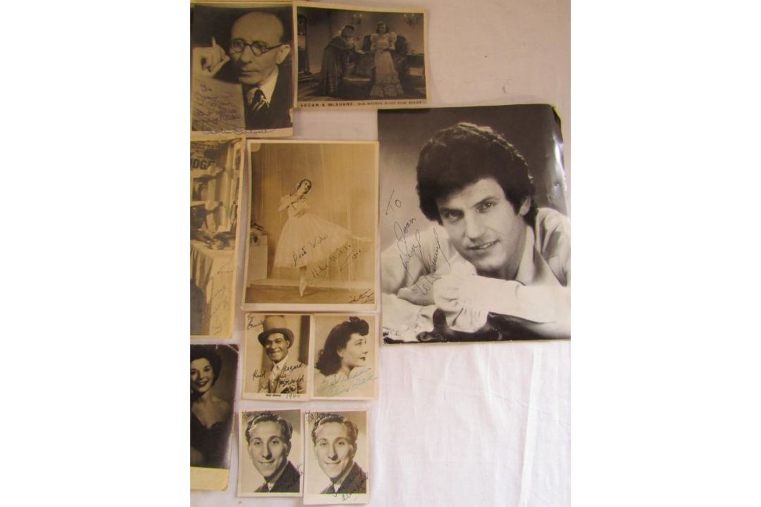 Collection of items relating to Grimsby Palace Theatre including programmes, also signed autographed - Image 12 of 13