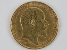 A 22ct gold half sovereign Edward VII 1909, 20mm dia, 4g.