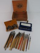 A Pelican Graphos Calligraphy set comprising a 'universal pen' with twelve assorted heads all
