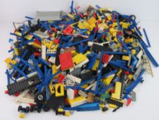 A quantity of assorted Lego.