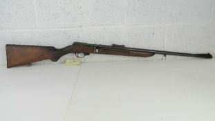 A deactivated Walther Model 1 .22 LR Rif