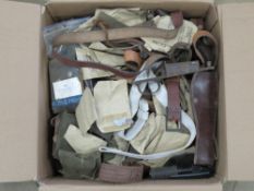 A quantity of assorted militaria inc sho