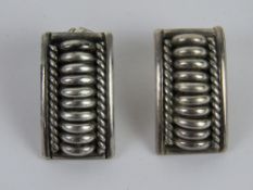 To match above lot, a pair of Native American sterling silver earrings approx 2.