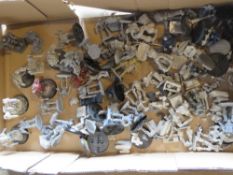 A quantity of assorted metal and plastic War Hammer type figurines.