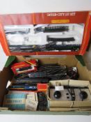 A quantity of Hornby Railway including part Intercity 125 set, double track level crossing,
