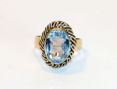 14 k Gelbgold Ring mit Aquamarin, 5,1 gr., Gr. 55