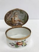 A fine 18th Century Continental porcelai