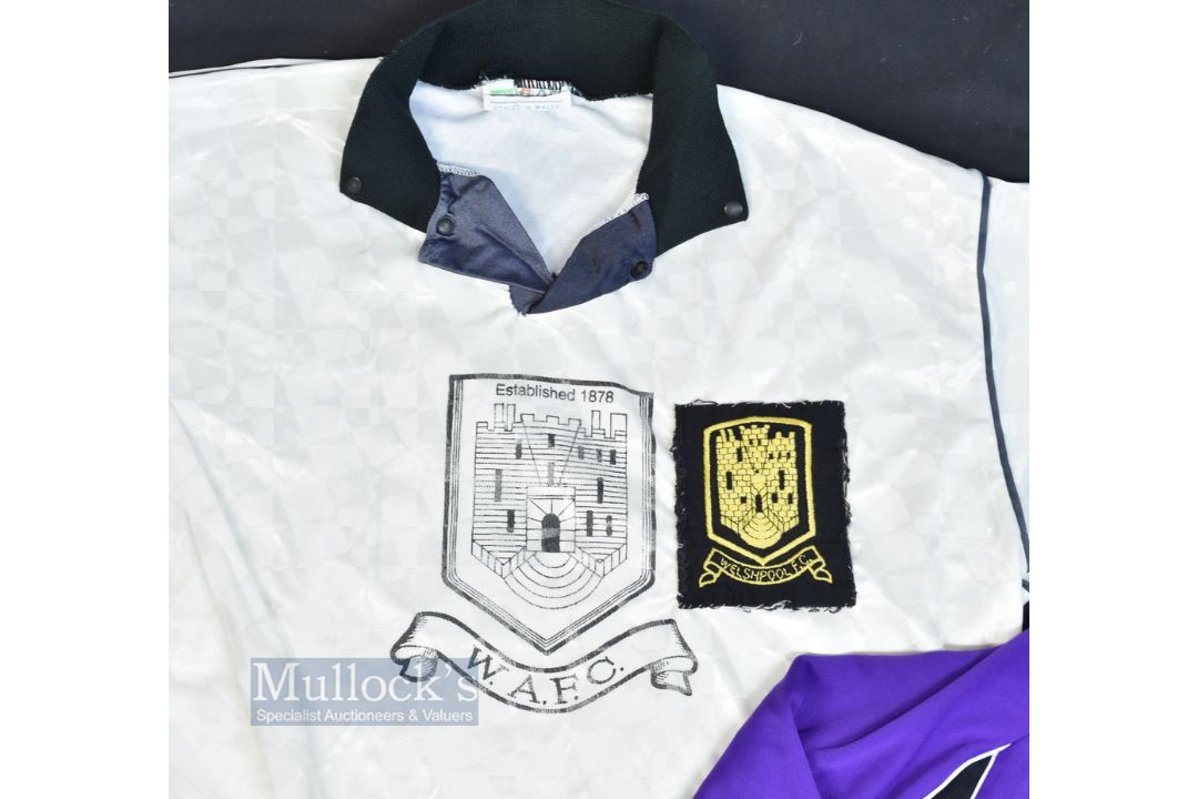 Circa 1990s Welshpool Town FC Home Football Shirt Ffigafi Sportswear, no sponsor, with extra cloth - Image 2 of 3