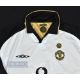 2001-02 Manchester United Centenary Away Football Shirt Umbro, Vodafone, in white and black, 41/43 - Image 1 of 2