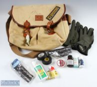 Hardy Alnwick large canvas and leather Shoulder Bag 16