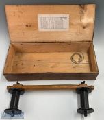 Vintage Large Wooden Big Game 'Registered' Line Drier in original pin wooden box with printed