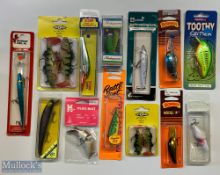 15 Plugs Fishing Lures by makers of Shakespeare, Storm, Masterline, Smithwick all on original cards