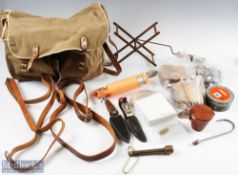 A canvas and leather Shoulder Bag - 15