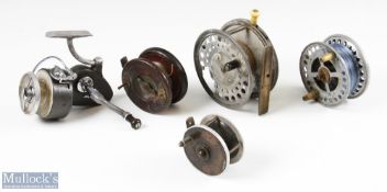 A selection of interesting reels for parts or repair consisting of - 1x Hardy Alnwick The Silex