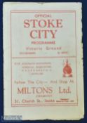 1946/47 Stoke City v Manchester Utd match programme 21 September 1946; spine split (holding on