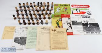 Selection of Corinthian micro footballers mixed variety, rare gold/silver base issues, unsorted,