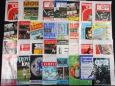 1970s English Football Cup Programmes a large collection of mixed programmes, to include Fa Cup
