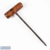 Wooden handle cavity back concave chisel - stamped with Tom Morris script stamp mark - overall 7