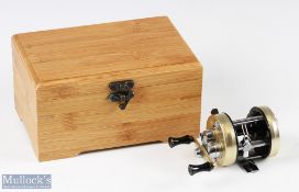 ABU Ambassadeur 2500CI limited edition multiplier reel in gold 1996 limited to 1000, numbered to