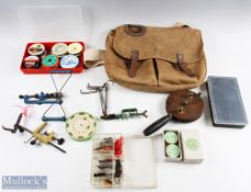 Unnamed canvas and leather shoulder bag 15