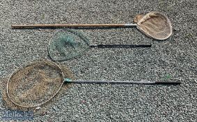 Boat landing net with fixed head to handle net 20