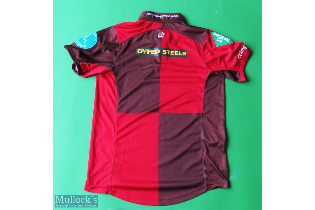 Scarlets Rugby Shirt made by Rhino Pure Rugby, sponsored by WRW, Short Sleeve, Size XS - Image 3 of 3