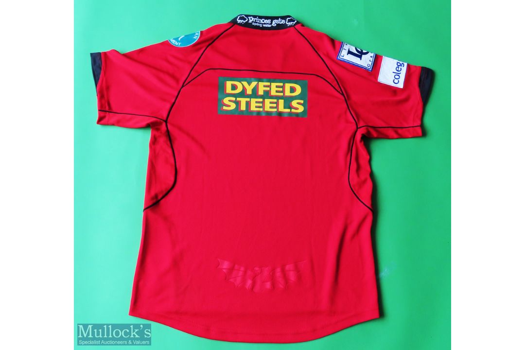 Scarlets Rugby Shirt made by Burrda, sponsored by WRW, Short Sleeve, Size L - Image 3 of 3