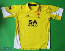 2008/09 Wales Rugby Union Shirt sponsored by SA Gold, made by Under Armour, Short Sleeve, Size L