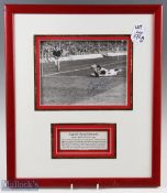 Wales Rugby Gareth Edwards Signed Photograph: A well-presented signature in blue ink on a b/w shot