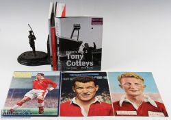 Swansea Football Players books, magazine pages, to include Ivor Allchurch, Mel Charles, Trevor