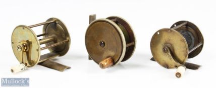 2x Brass wide spool crank wind fly reels features a 2 1/4