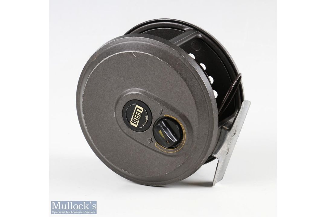 Leeda Magnum 200D 4” reel and spools, rear drag adjuster, counterbalance handle, with two spare - Image 3 of 3