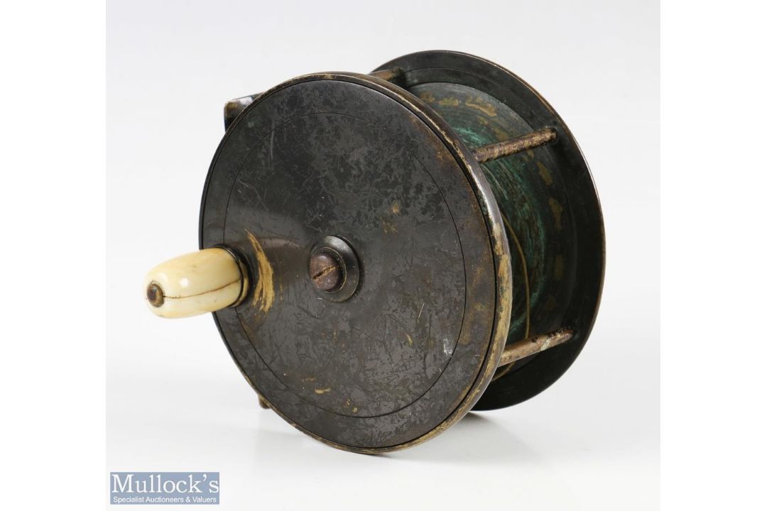 Farlows 4” brass fly reel in D block case formerly owned by Hon Major F Keane, reel with original - Image 2 of 6