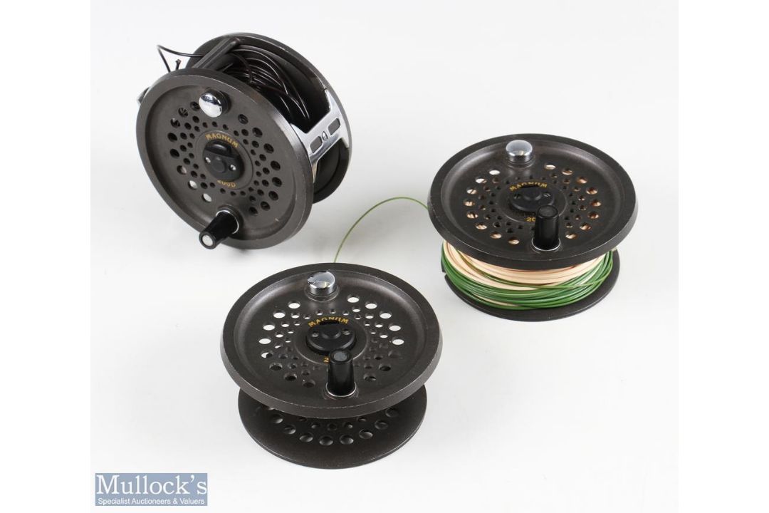 Leeda Magnum 200D 4” reel and spools, rear drag adjuster, counterbalance handle, with two spare - Image 1 of 3