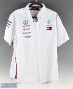 Formula 1 Mercedes AMG Petronas Team, Bose UBS Qualcomm Hewlett Packard Epson Pirelli, Short