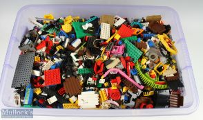 Lego Construction Toy 8kg of mixed Lego parts from various sets, noted parts of set, Knights,