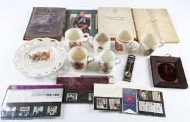 Queen Victoria and Queen Elizabeth II, King George V and Queen Mary 1911 plate, second, a