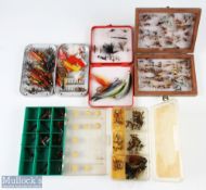 Collection of mixed flies, made up of - 1x Richard Wheatley slim alloy, 70x small clips, 49x