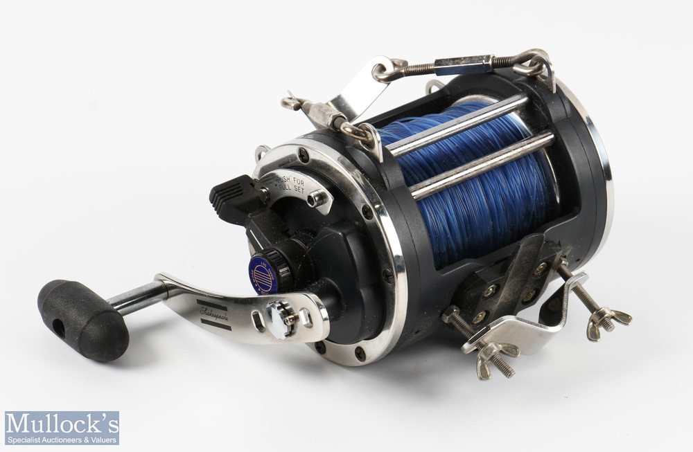 Shakespeare Fulmar 2920 900 Multiplier Reel with check on/off, black handle, drag adjuster, - Image 2 of 2