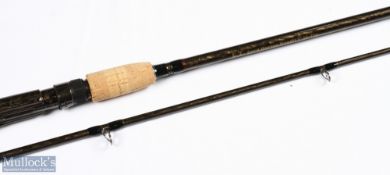 E T Gord Burton Bandit carbon spinning rod, 7' 2pc CW 15-45g down locking trigger grip, reel seat,