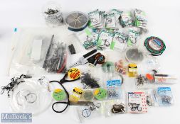 A huge collection of sea fishing terminal tackle, comprising of over 28x packs of Owner hooks,