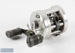 Shimano Calcutta 200 multiplier reel one piece aluminium frame in silvered finish, twin handle, star